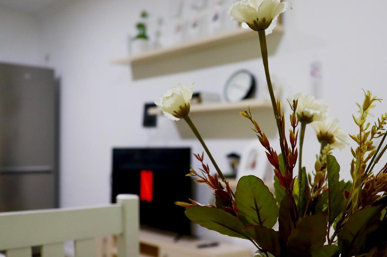 Euonia Apartment Tirana Bagian luar foto